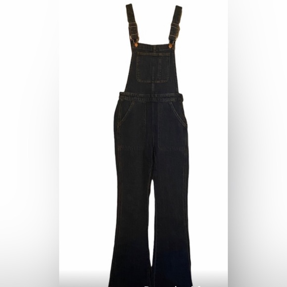 Rare! Madewell Jean Flare overalls NWOT Sz Small - Picture 1 of 10